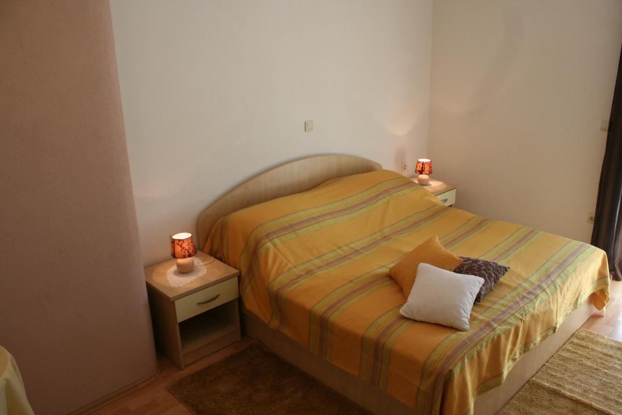 Rooms & Apartments Villa Anka Tučepi Værelse billede